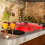 Casa Mario-charming Stone House With Jacuzzi Villa *