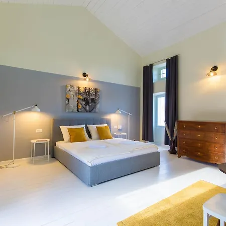 Casa Mario-charming Stone House With Jacuzzi Villa