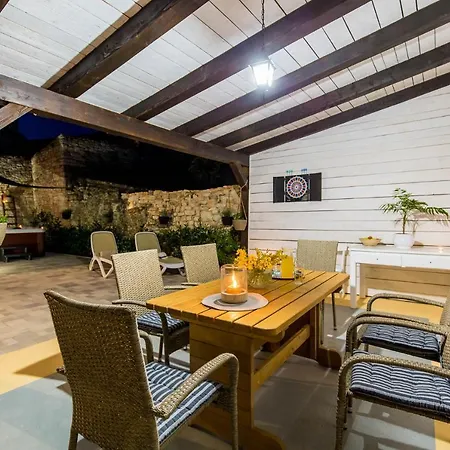 Villa Casa Mario-charming Stone House With Jacuzzi *