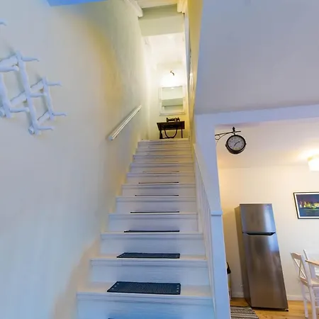 Villa Casa Mario-charming Stone House With Jacuzzi Svetvinčenat