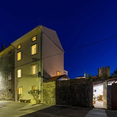 Casa Mario-charming Stone House With Jacuzzi * Svetvinčenat