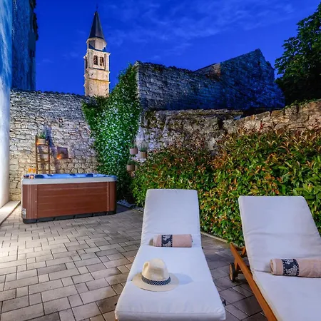 Villa Casa Mario-charming Stone House With Jacuzzi Svetvinčenat